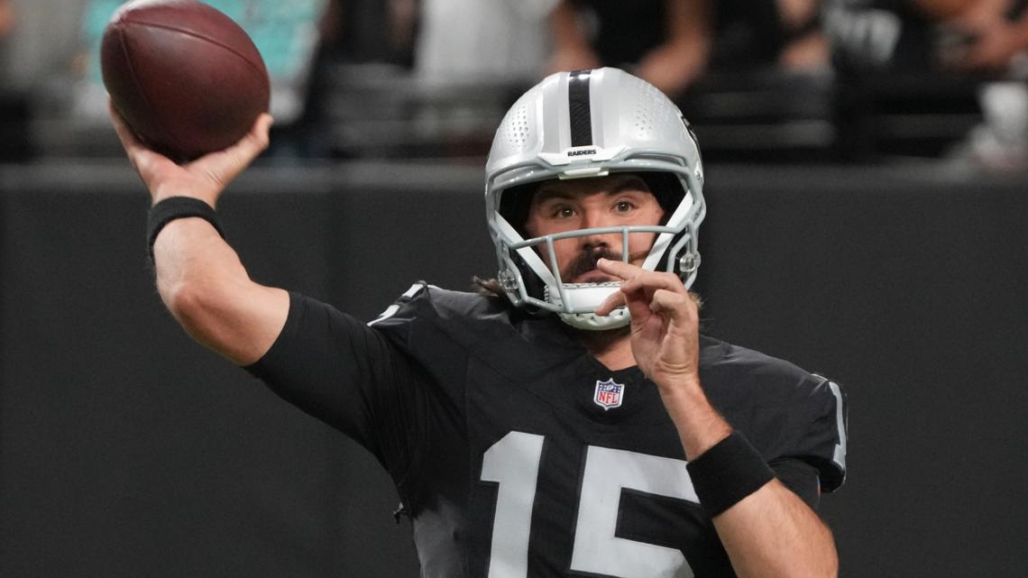 Former Coug Gardner Minshew beats out Aidan O’Connell for Raiders starting quarterback job [Video]