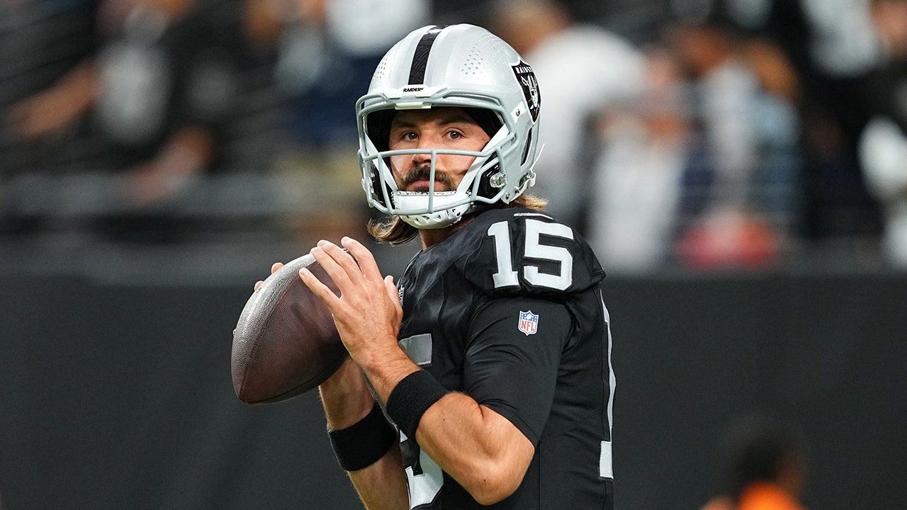 Raiders choose Gardner Minshew as starting quarterback to begin 2024 season [Video]