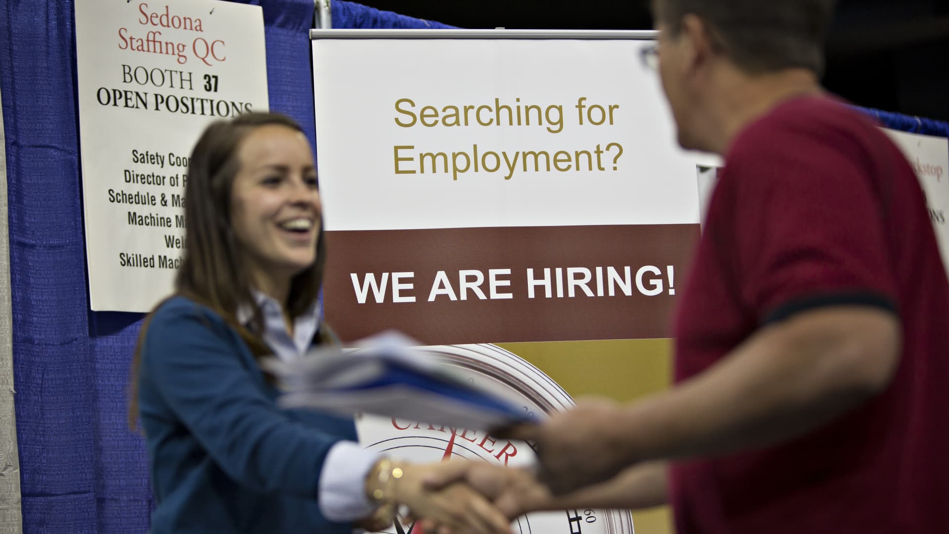 Nonfarm payroll growth revised down by 818,000, Labor Department says [Video]