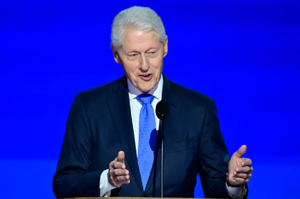 Bill Clinton’s Shaky Voice and Trembling Hands at DNC Raises Concern as Former President Says He May Be Unable to Speak at Future Conventions [Video]