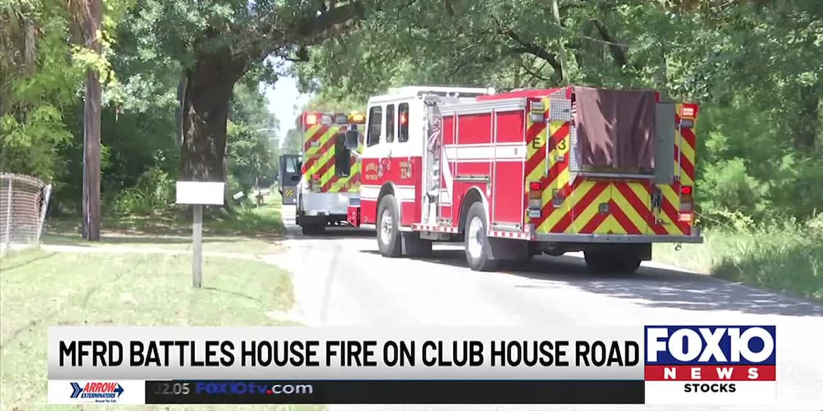 MFRD crews battle blaze on Clubhouse Road [Video]