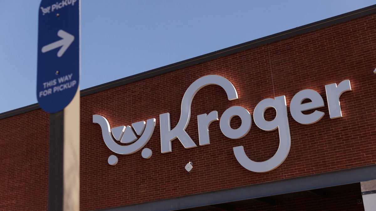 Kroger, Albertsons merger heads to court  NBC Chicago [Video]