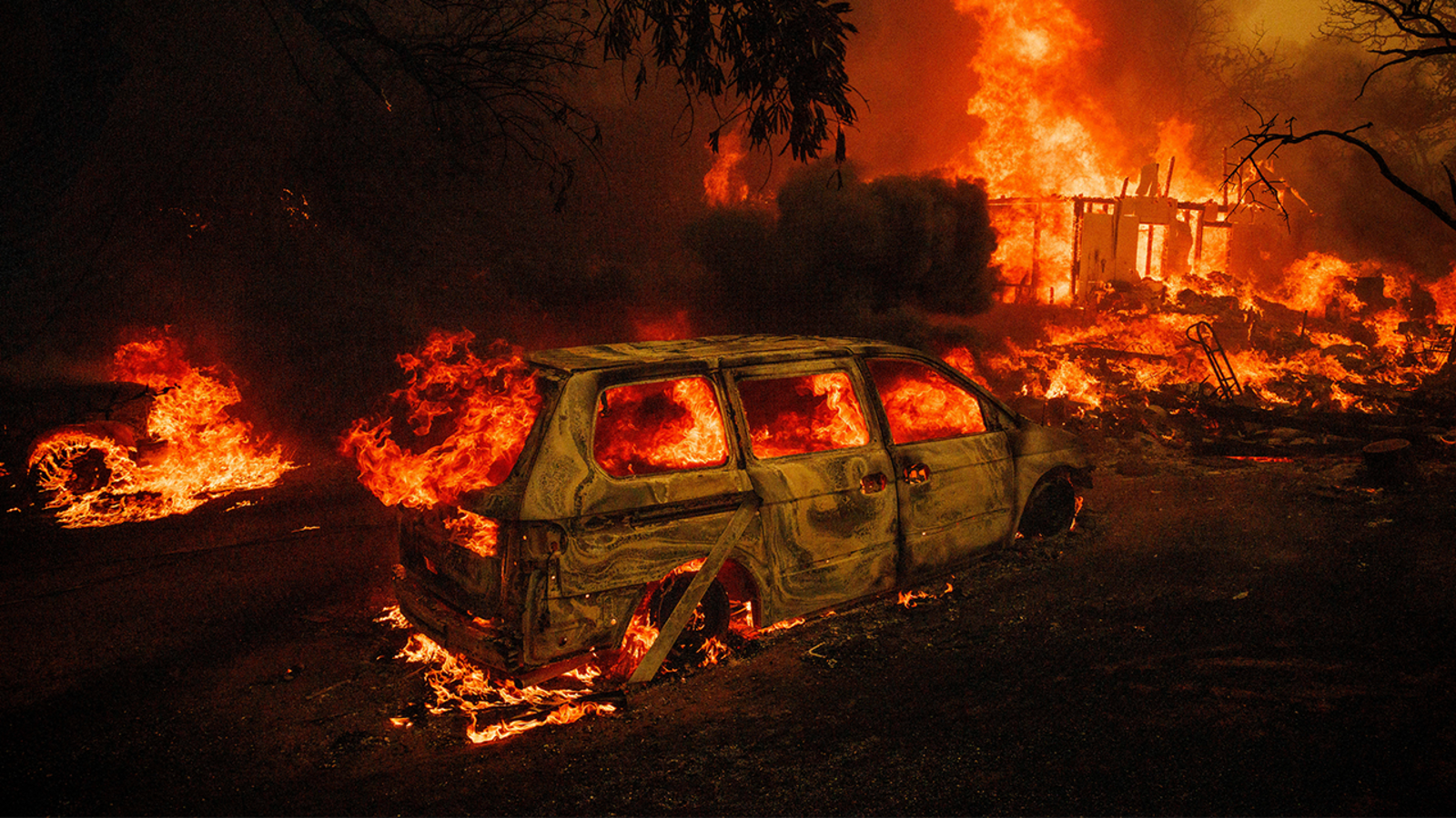 CA Wildfires: Spencer Grant Anderson accused of starting destructive Oroville fire by throwing firework out car window [Video]