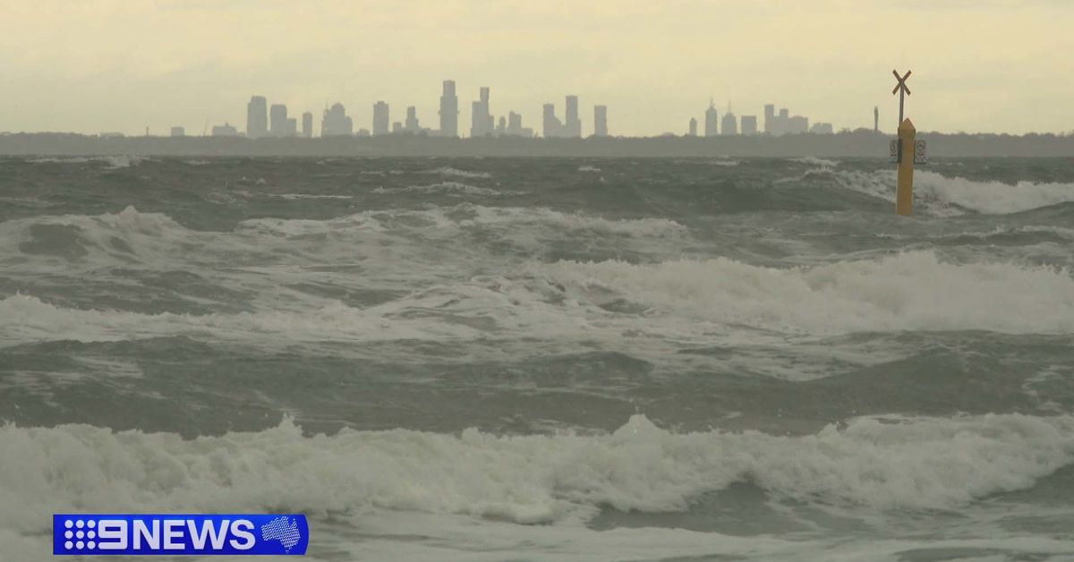 Victorians urged to stay at home as worst weather of year intensifies [Video]