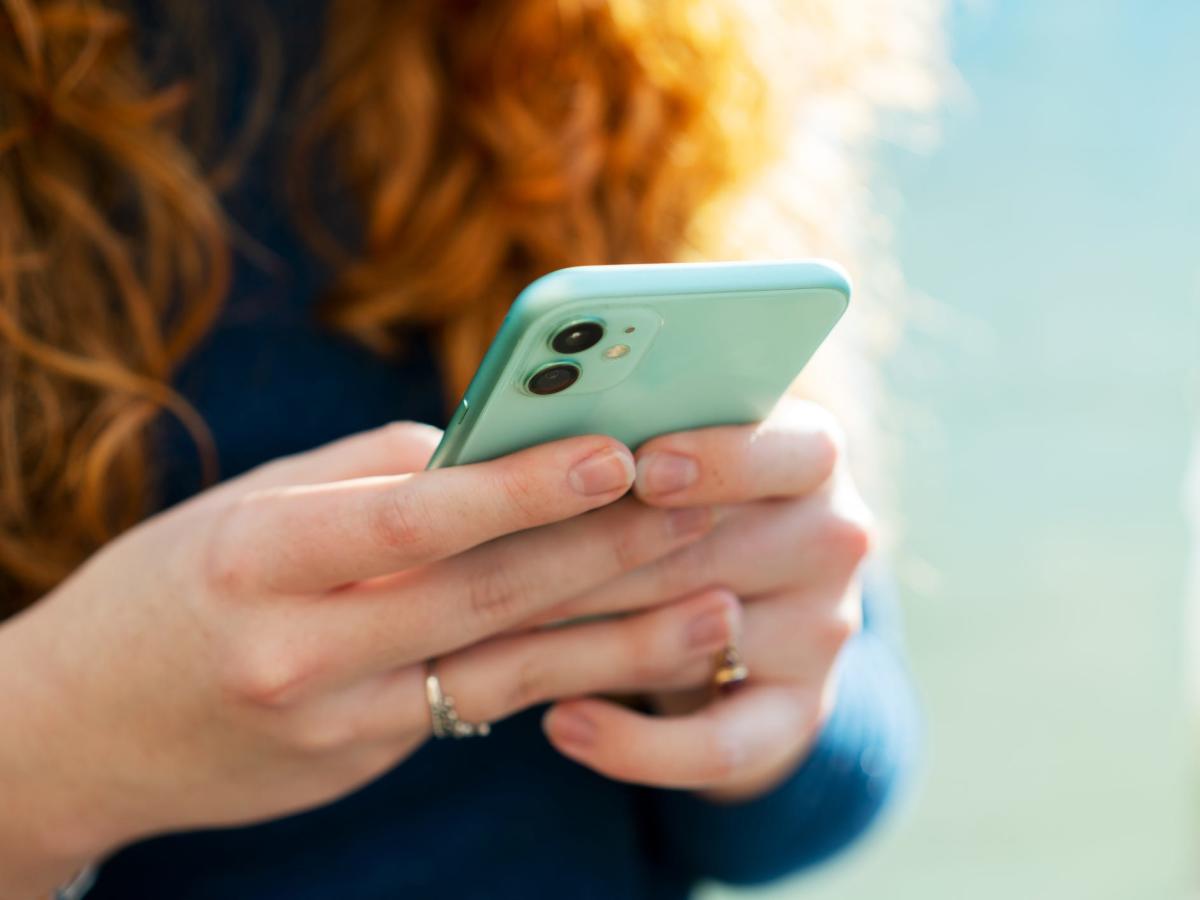 Google’s executive productivity advisor says her ‘no-tech’ Tuesday night challenge was a hit at the tech giant [Video]