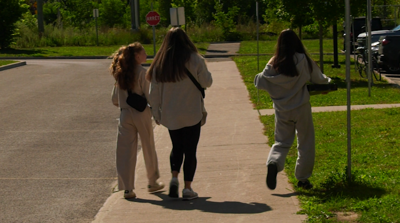 Quebec school closure due to asbestos means hard work for students [Video]