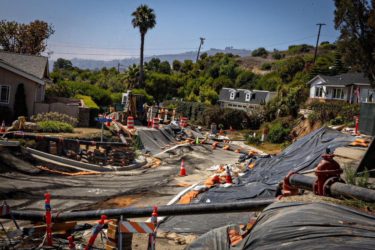 Ongoing landslide near Los Angeles causes weeks-long power shutoffs as heat wave sizzles region [Video]