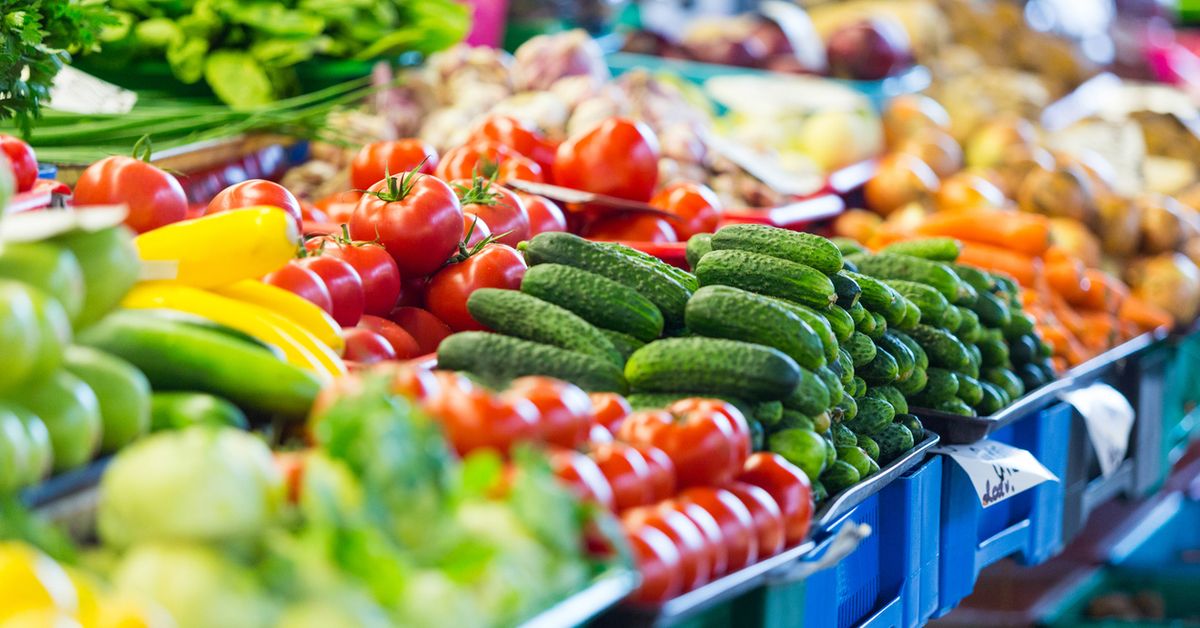 Veggie prices to drop as warm end to winter spurs glut [Video]