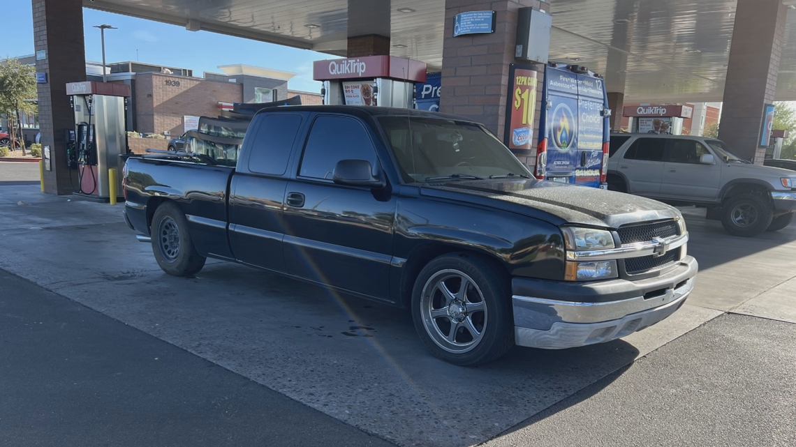 Small Phoenix business owners search for stolen work truck [Video]