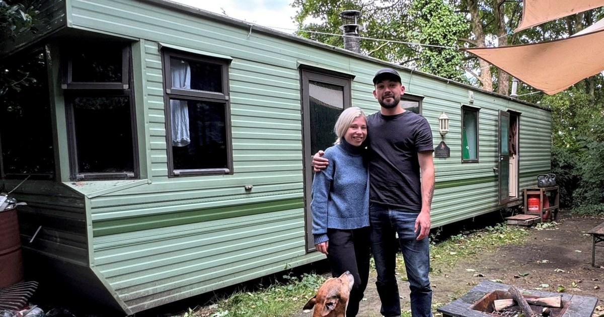 We bought a static caravan to live rent-free  we save 13,800 a year [Video]