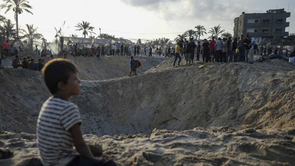 An Israeli strike on a tent camp in a Gaza humanitarian zone kills at least 19 people [Video]