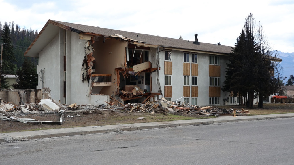 Not enough temporary housing for Jasper residents, council hears [Video]