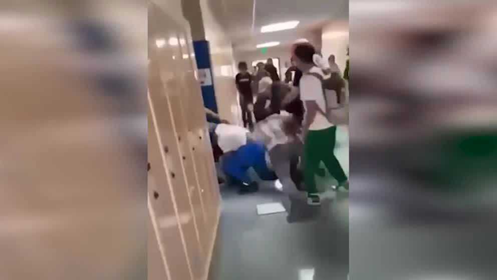 Revere teacher hurt trying to break up fight in Mass. high school [Video]