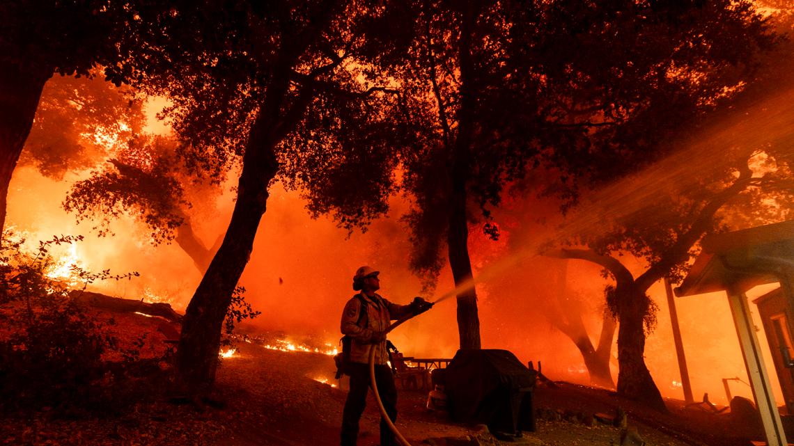 Wildfires threaten tens of thousands of homes in California [Video]