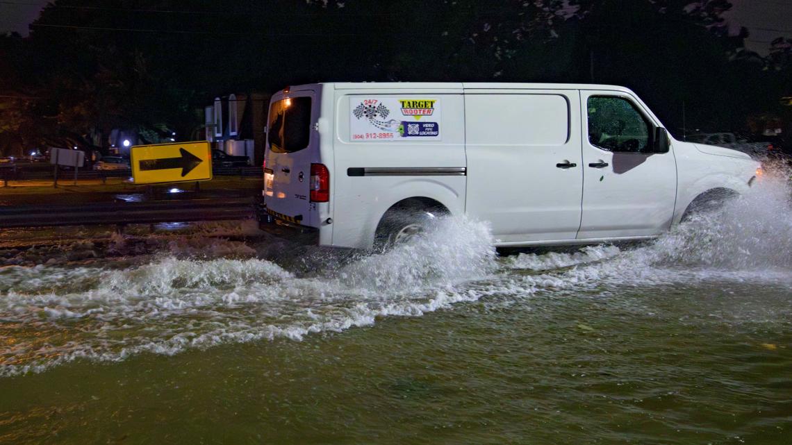 Francine weakens moving inland from the Gulf Coast after hurricane winds cause power outages [Video]