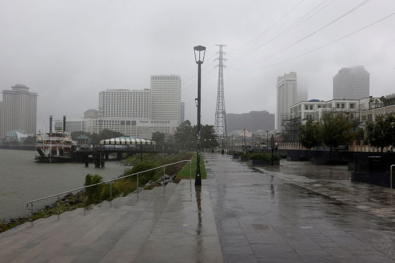 More than 340,000 customers without power in Louisiana due to storm Francine [Video]