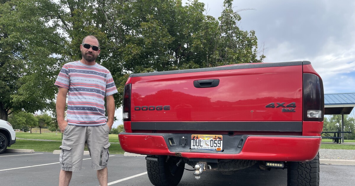 Lakewood man saves driver who lost consciousness on highway [Video]