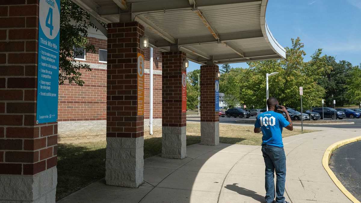 Troopers to patrol schools in Springfield, Ohio, after threats linked to false claims about Haitian immigrants [Video]