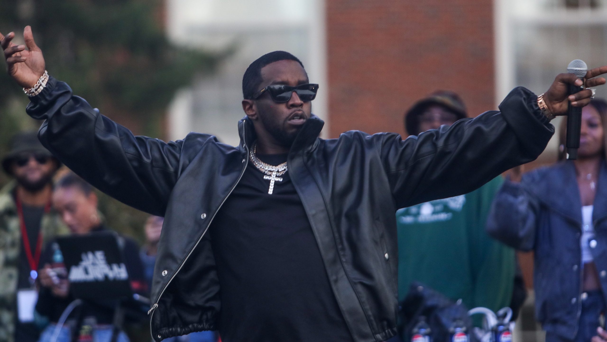 Diddy in Custody at MDC Brooklyn: Inside the Jail Amid Bail Denial  Hollywood Life [Video]