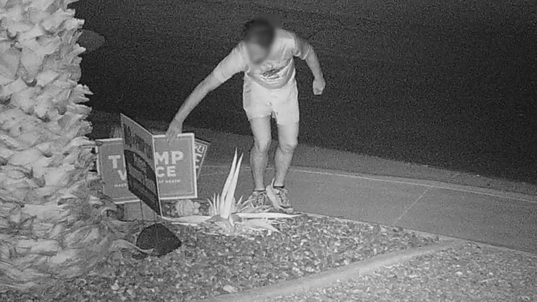 Political yard signs stolen from Ahwatukee home: ‘Your neighbors are still people’ [Video]