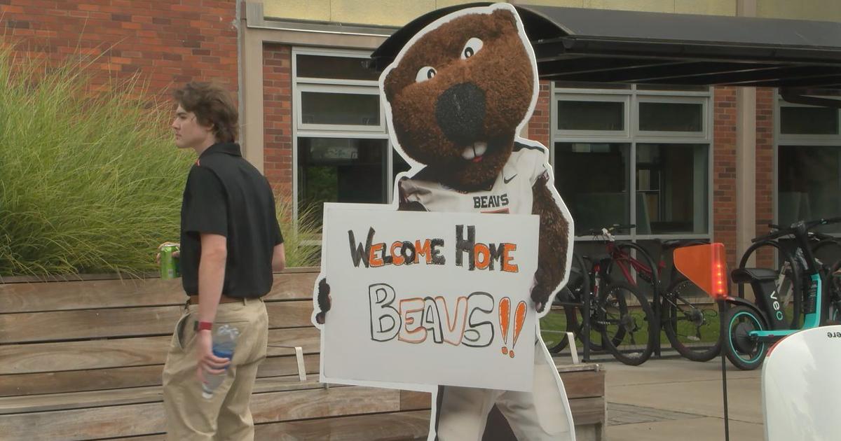 Oregon State University welcomes new students on move-in day | News [Video]