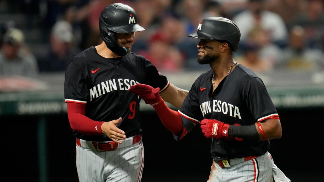 Twins offer tickets for Wild Card, ALDS series [Video]