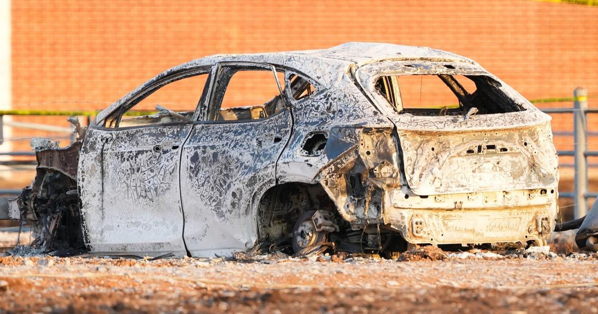 Human remains found in car that started Texas pipeline fire [Video]