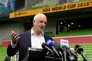 Arnold quits as coach of Australia mens football team [Video]