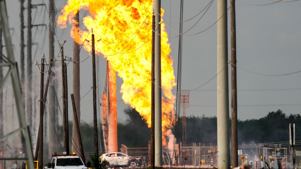 Houston fire: Human remains found in vehicle that slammed into pipeline [Video]