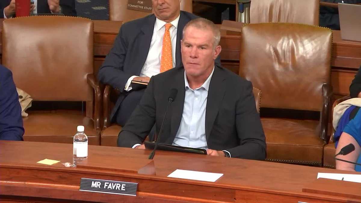 Brett Favre to appear before U.S. House panel looking at welfare misspending [Video]