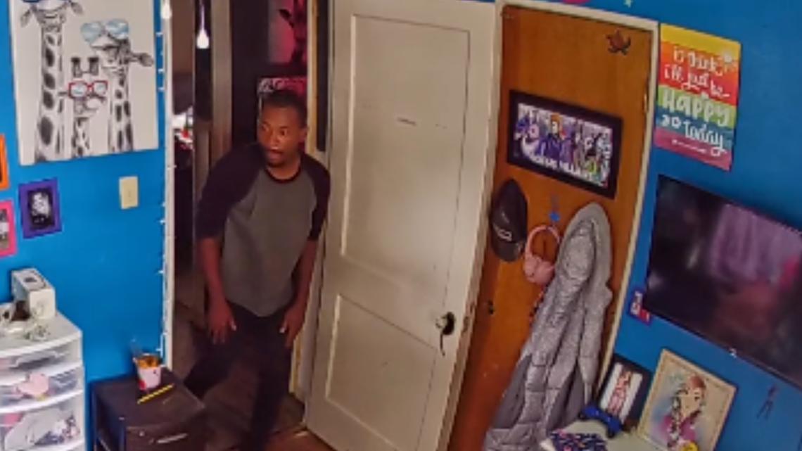 Security cameras capture burglary of Indianapolis home [Video]