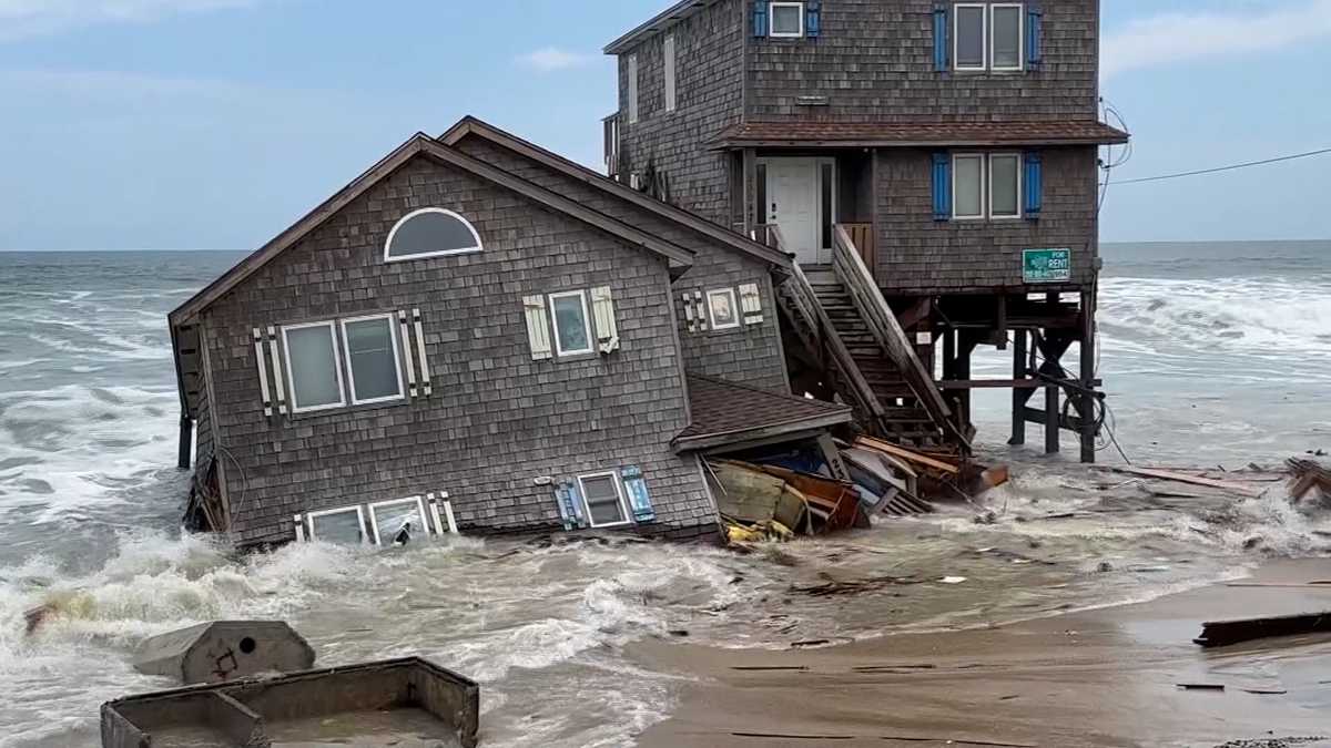 10 homes have collapsed into the Carolina surf. Their destruction was decades in the making [Video]