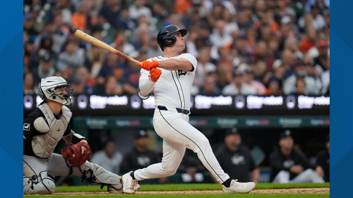 White Sox wrap up record-breaking losing season with 9-5 win over playoff-bound Tigers [Video]