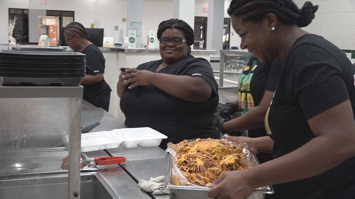 Dublin schools feed 800 students | Hurricane Helene aftermath [Video]