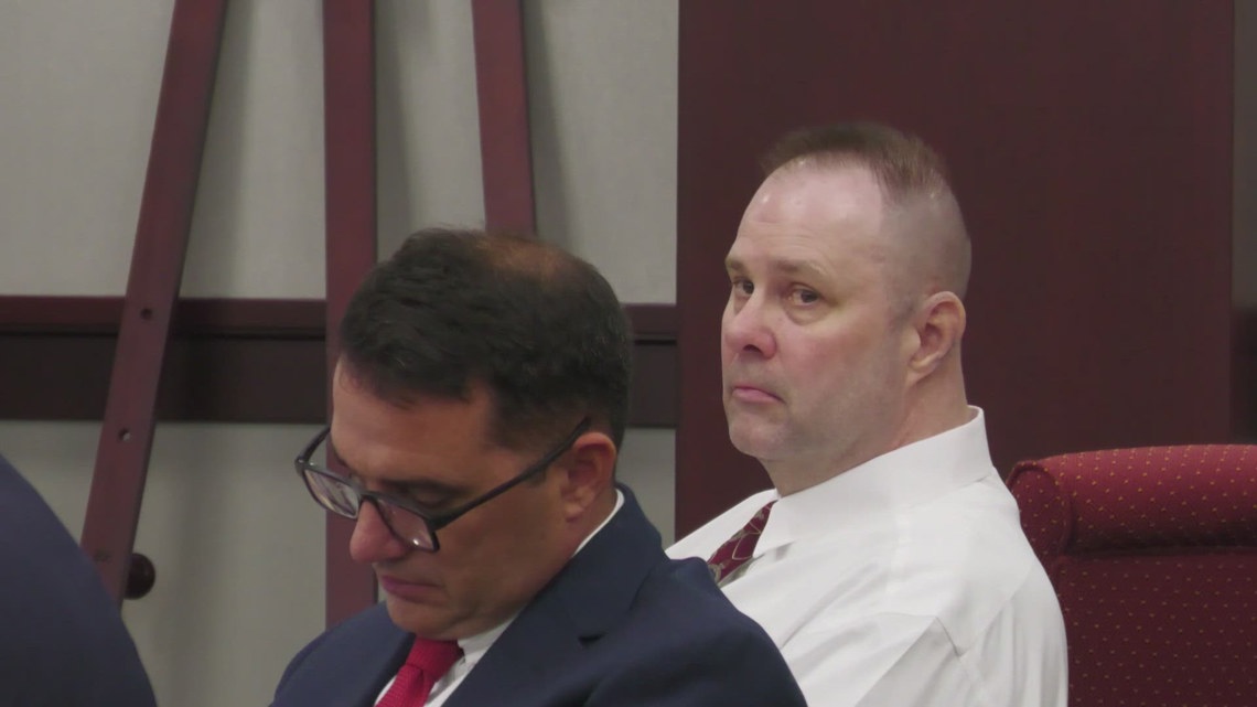 Trial begins for contractor accused of killing Florida woman [Video]