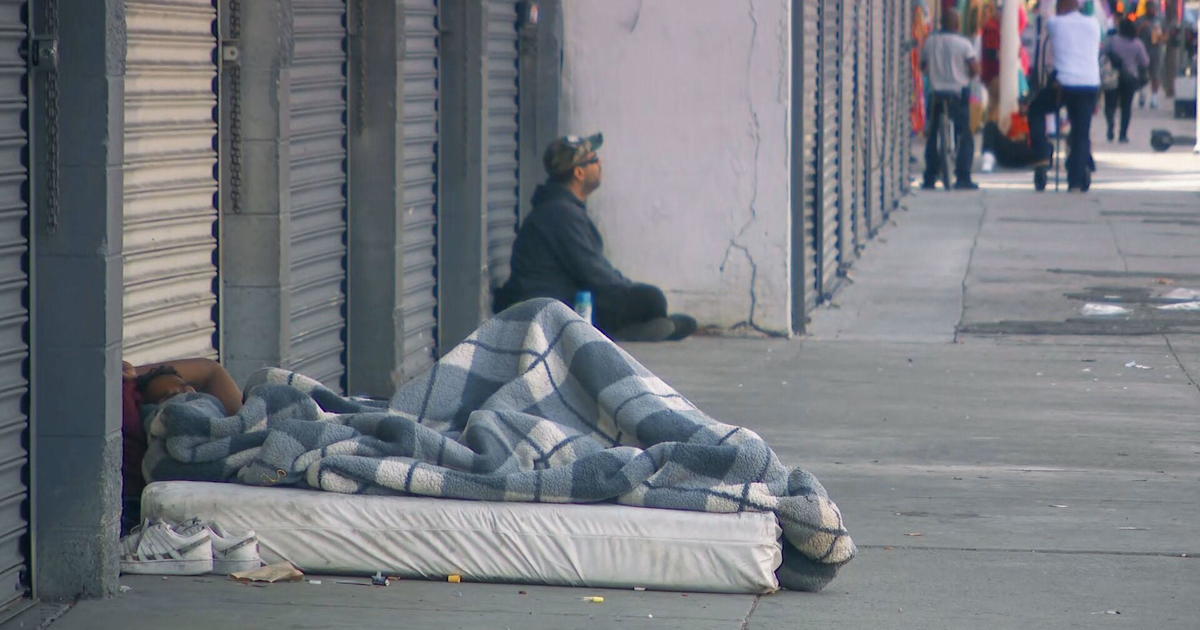 How Los Angeles is addressing homelessness after Supreme Court ruled cities can ban camping [Video]