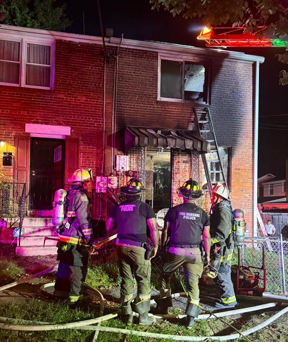 2 dead, 1 critically injured following house fire in Southeast DC [Video]