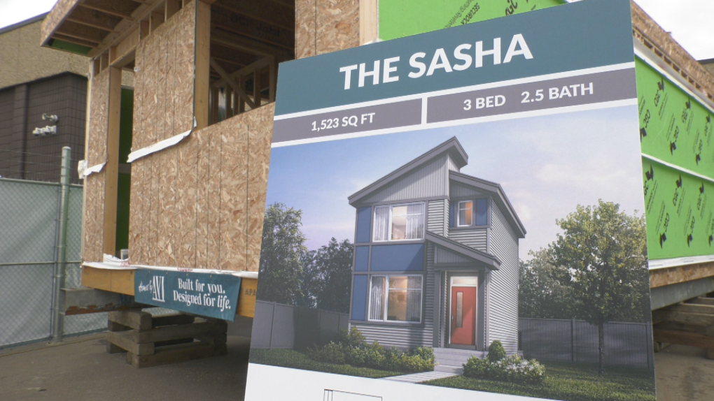 Home building program in Edmonton school bears fruit [Video]