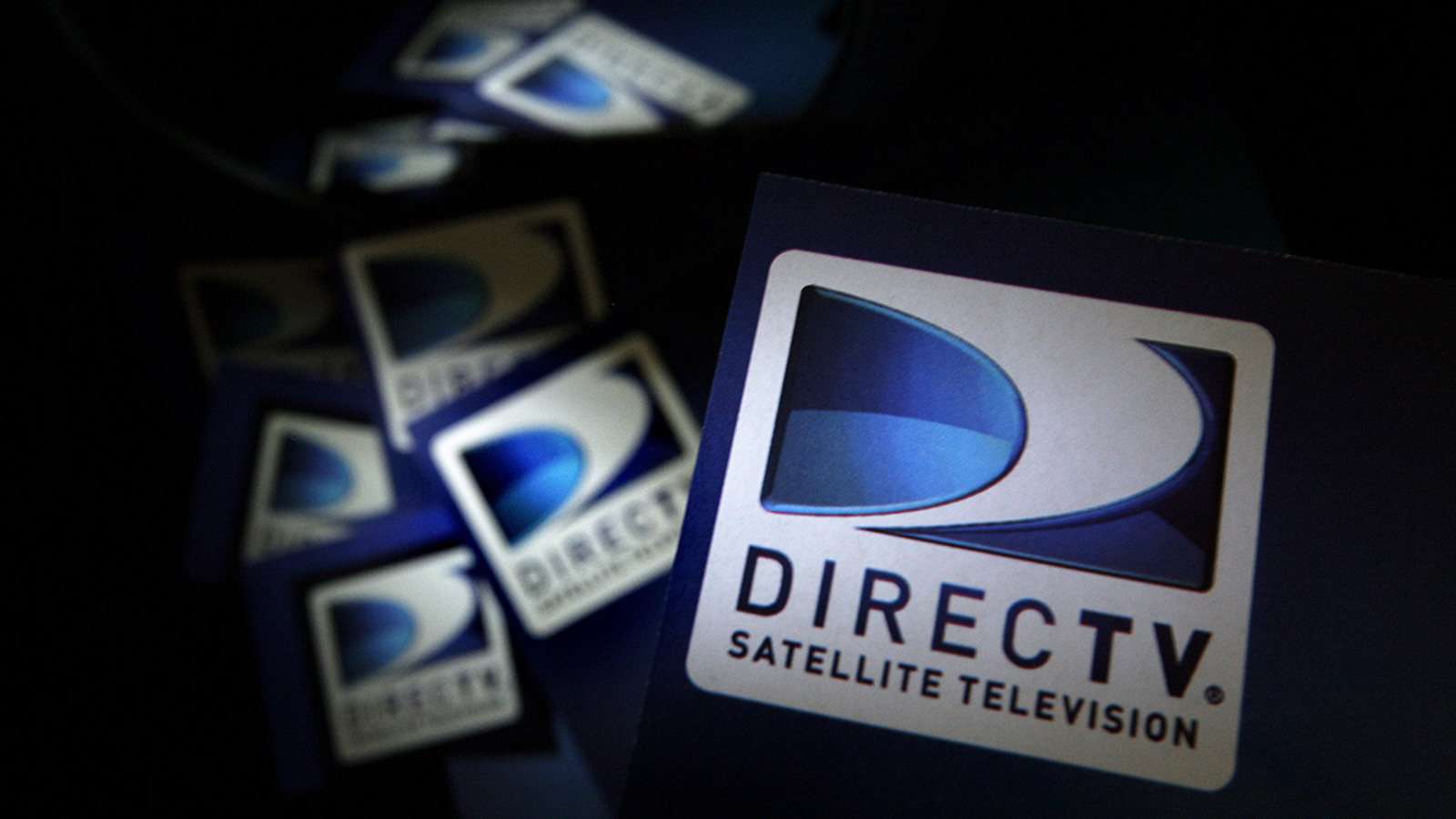 DirecTV customers report outages nationwide; El Segundo-based provider working to resolve satellite issue [Video]