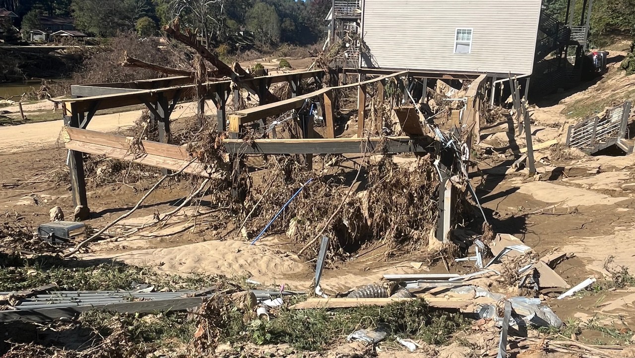 Helene survivors in Asheville, N.C. deal with losses, try to rebound [Video]