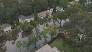 Hurricane repairs? Watch out for scammers [Video]