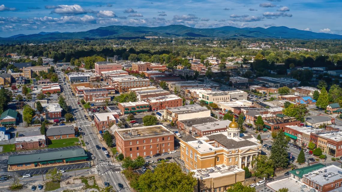 Hendersonville, NC reopens for tourists after Helene [Video]