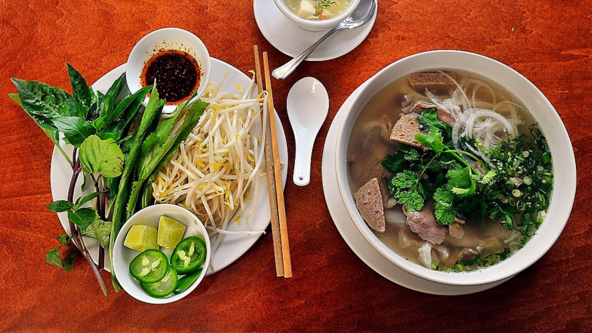 Pho Restaurant drops trademark on ‘pho’ after TikTok outrage [Video]