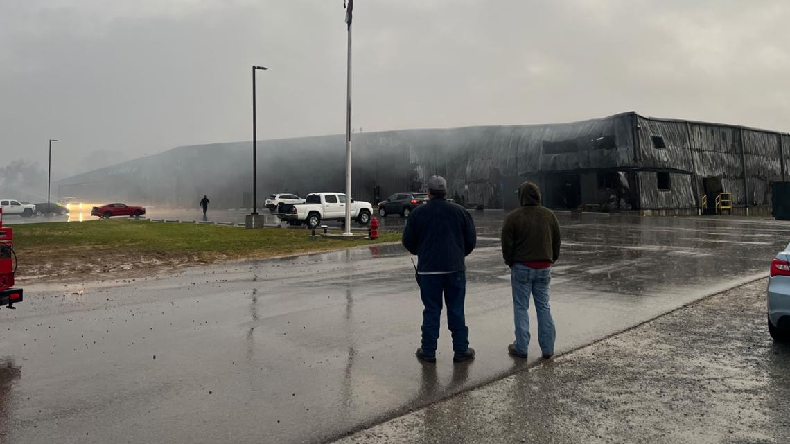 Fredericktown battery plant fire now ‘controlled’, company says [Video]