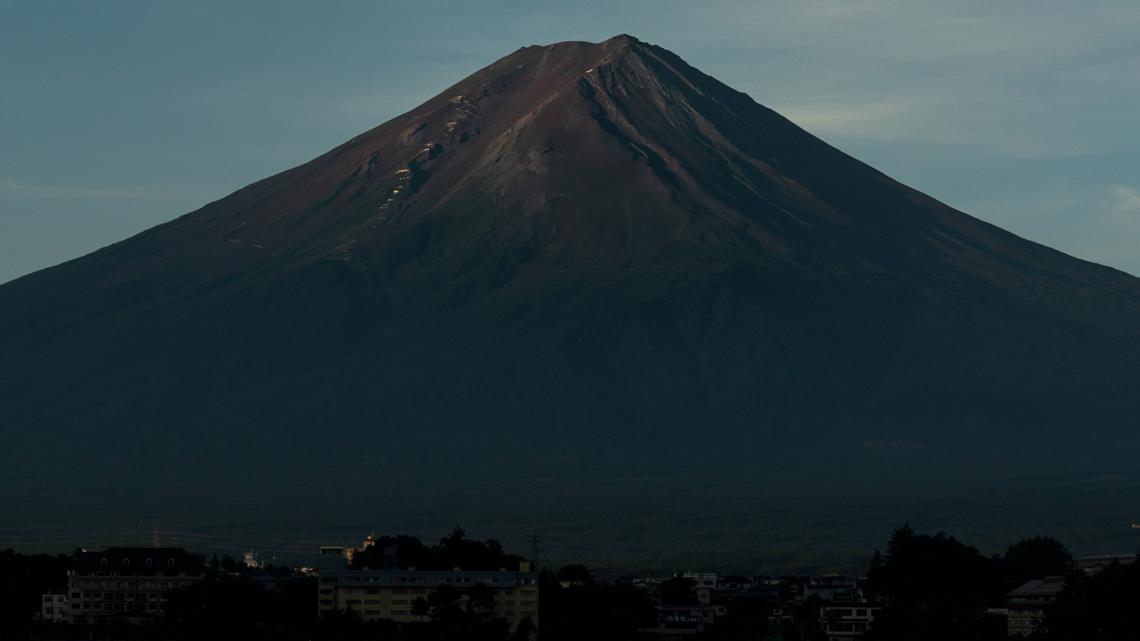 Mount Fuji still snowless in November for first time in 130 years [Video]