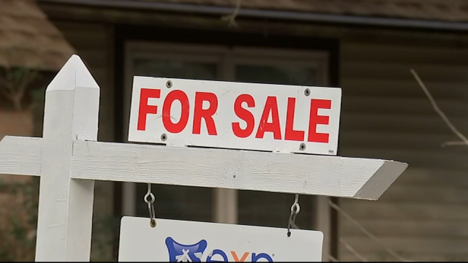 Federal reserve drops interest rates. What does this mean for the Houston housing market? [Video]