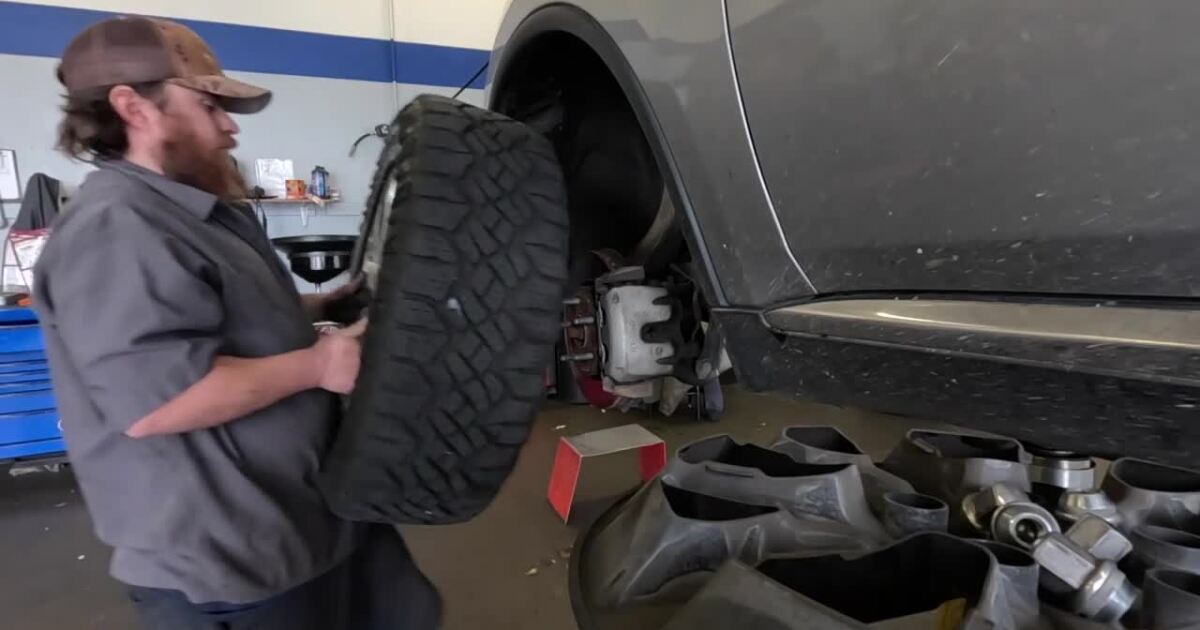 “People wait until that first snowfall”: Preparing your car for winter driving [Video]