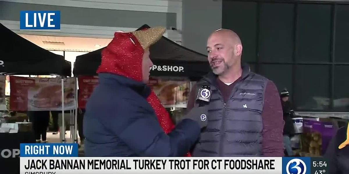 TURKEY TROT: Torrington Middle School donation [Video]