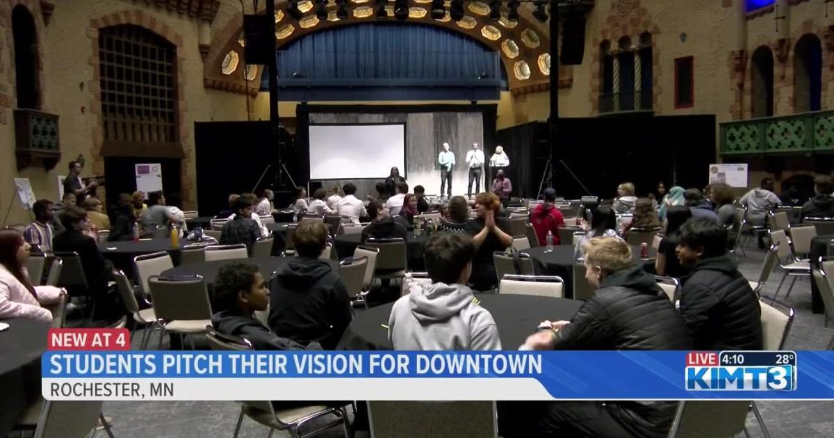 John Marshall economics students pitch their ideas for downtown businesses | News [Video]