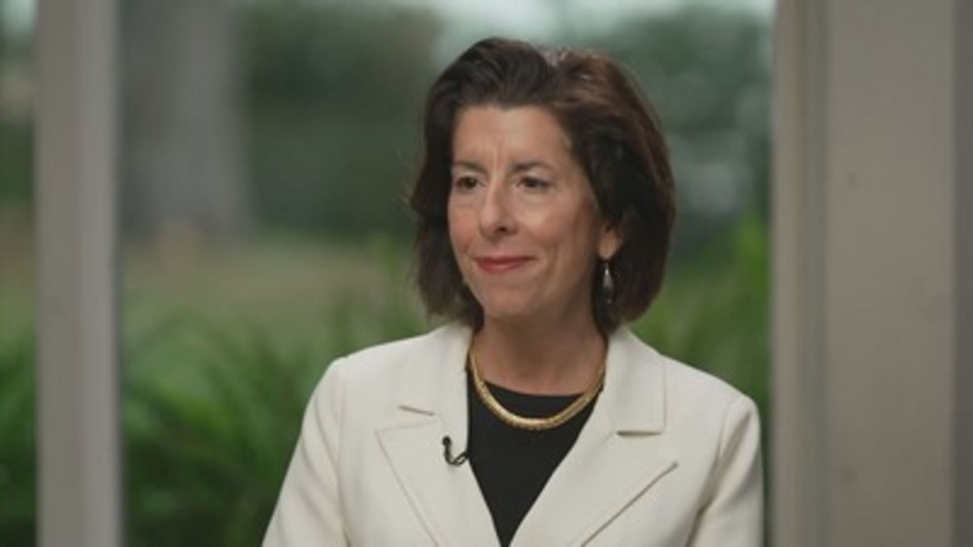 Watch CNBC’s full interview with U.S. Secretary of Commerce Gina Raimondo [Video]